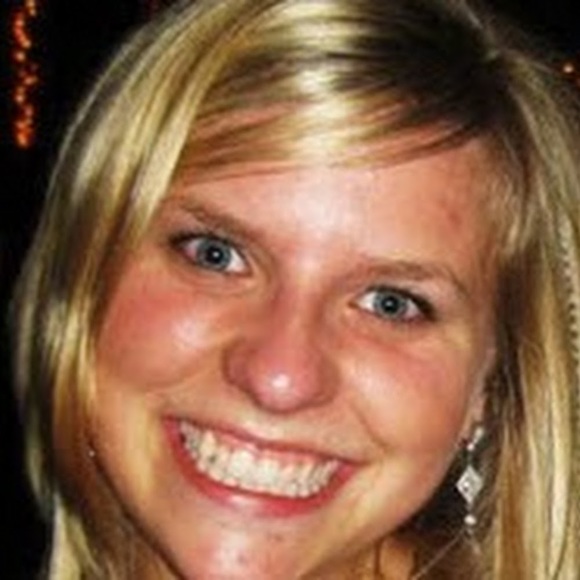 Meet your Posher, Becky - Picture 1 of 1